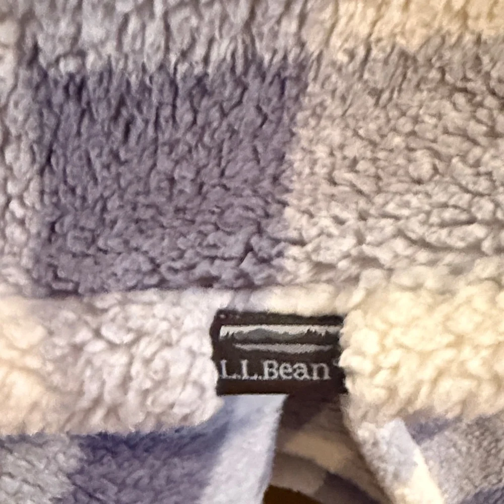 L.L. Bean Blue and Cream Fleece Poncho - Picture 2 of 3